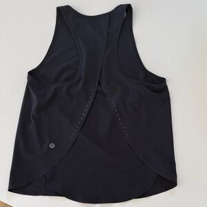 lululemon athletica Black Open-Back Racer Tank size XS/2